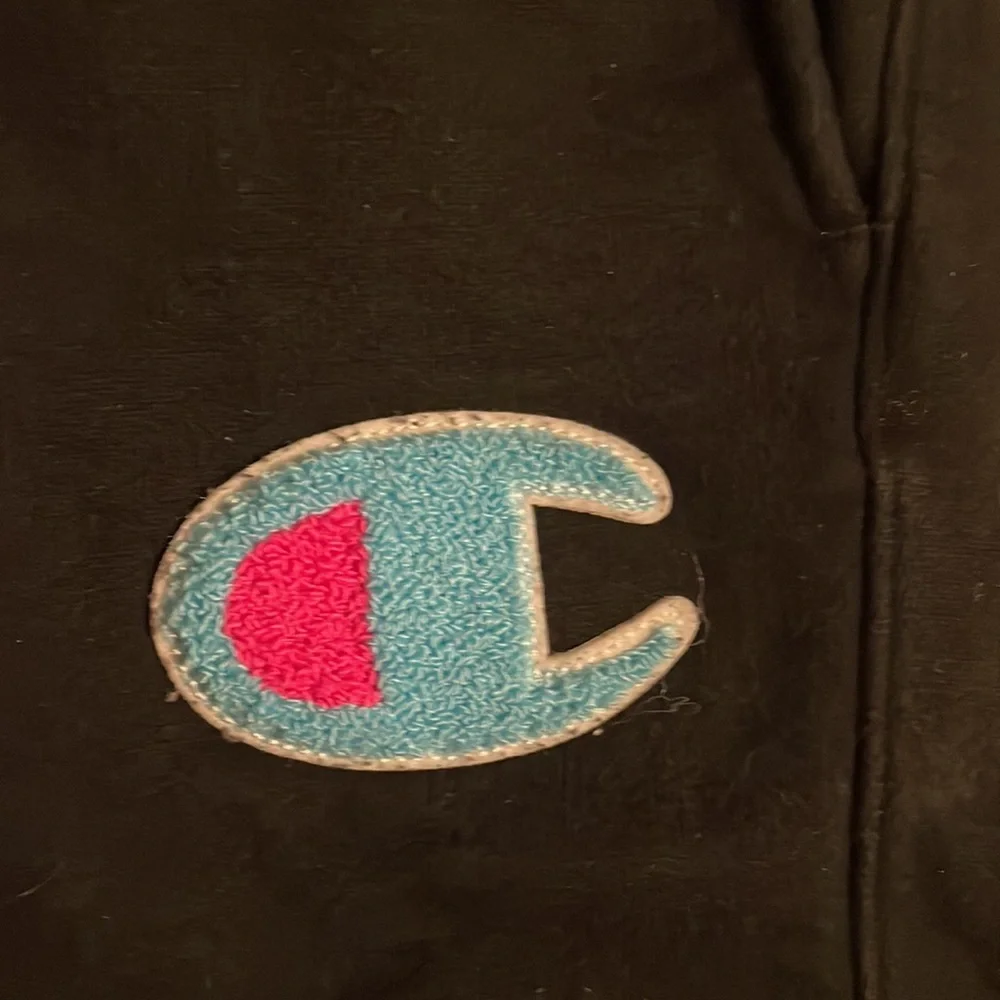 Champion Reverse Weave Black Towel Logo Joggers - Picture 3 of 6